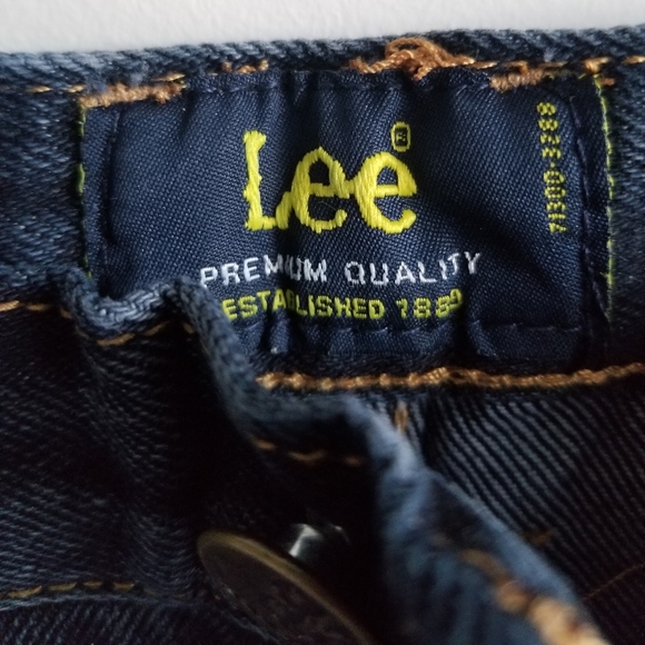 PREMIUM QUALITY SIZE 28 WOMENS LEE DARK JEANS - Picture 3 of 6
